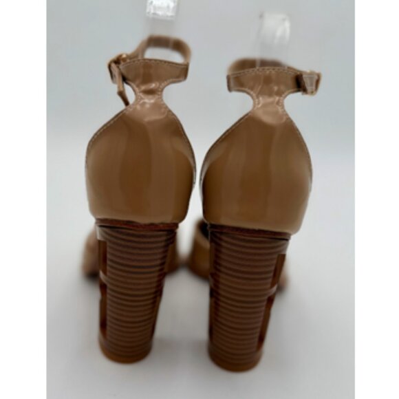 Worn Once - Fendi Calf-Skin Pointed Toe Ankle-Strap Heels - 39/8.5 - Picture 6 of 10